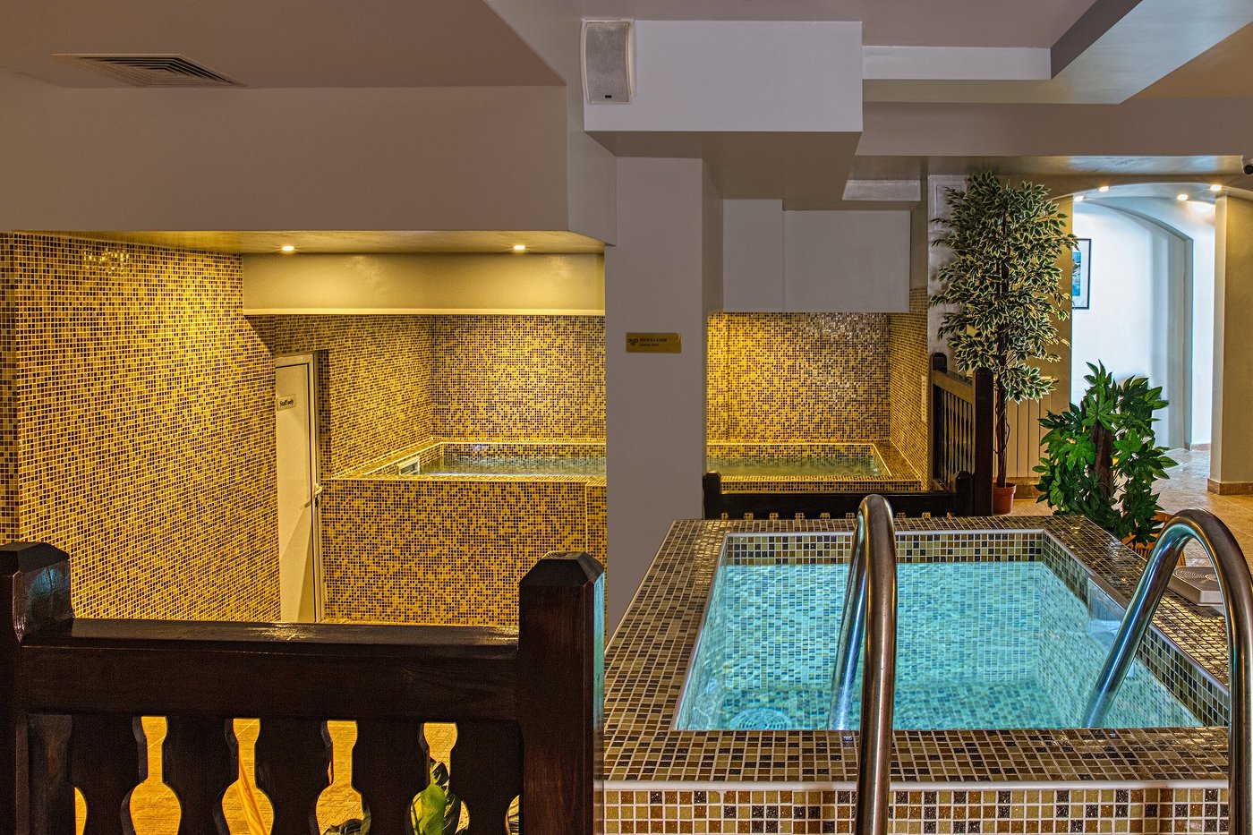 Spa pool